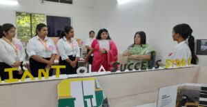 Students presenting their models in front of the Judges Dr. Prachi Murkute and Prof. Bharati Kharshikar.